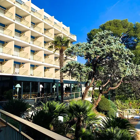 Luxotel 4*